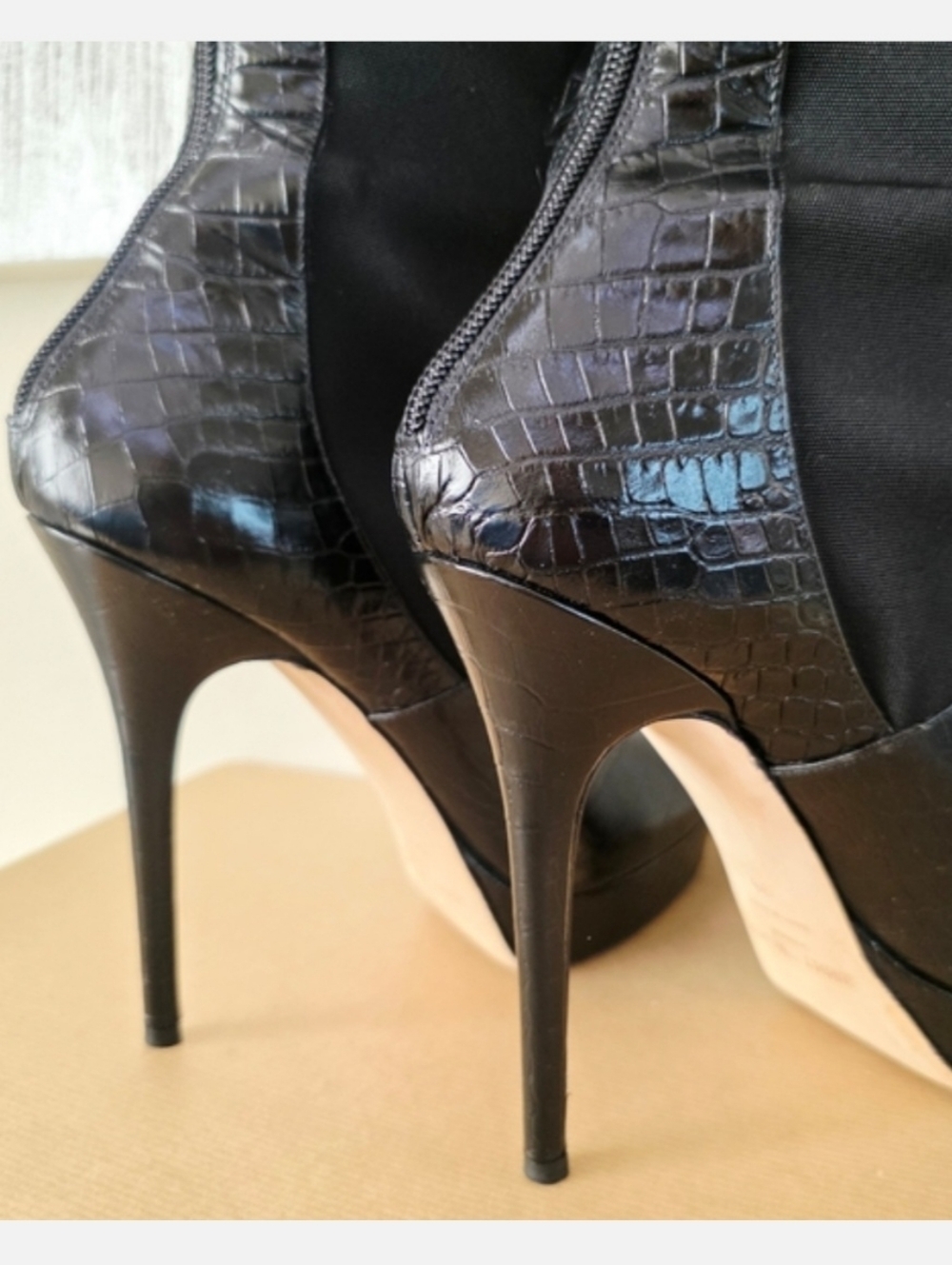 Jimmy Choo Black Croc-Embossed Knee-High Heeled Boots with Stretch Panels US 8 - Picture 13 of 16